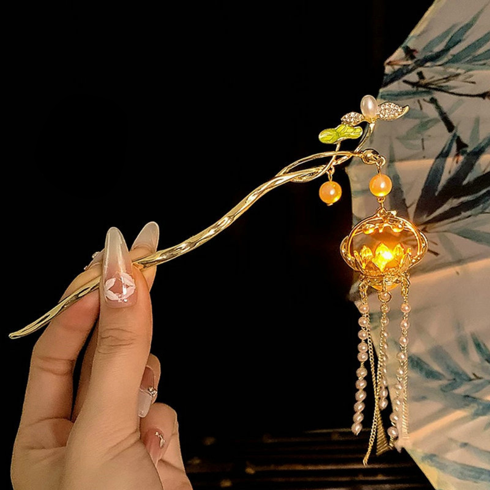 دبوس شعر معدني أنيق وعصري بتصم - مراجعة Tech Accessories For Women وسعره
